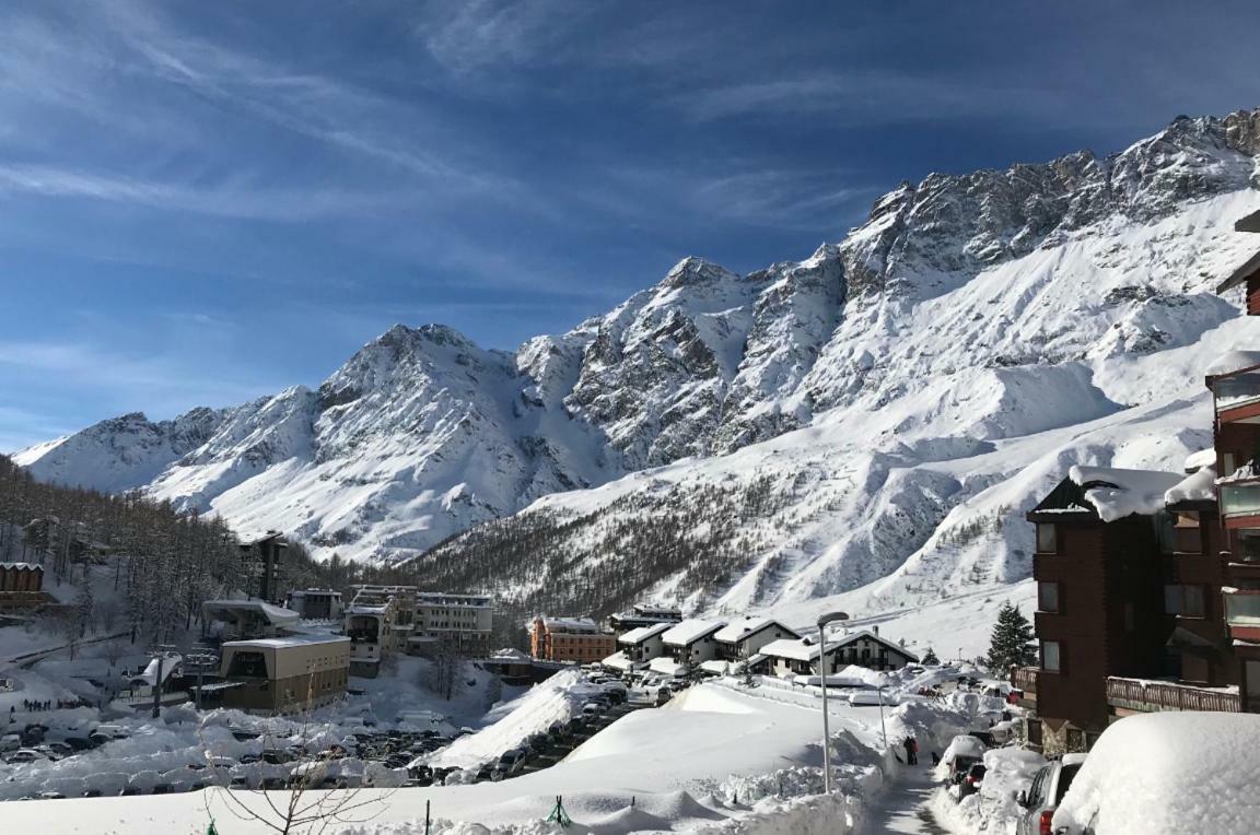 ブレウイル・チェルヴィナイアGiomein - Flat In Cervinia 50M From Slopes And City Centreアパートメント エクステリア 写真